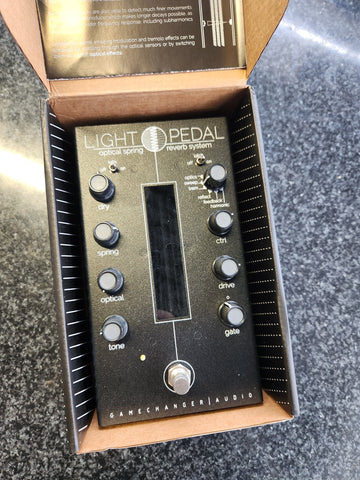 Gamechanger Audio Light Pedal