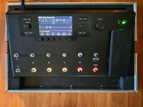 Line6 Helix LT Guitar Processor Bundle