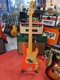 Fender Classic Series 50's Precision Fiesta Red